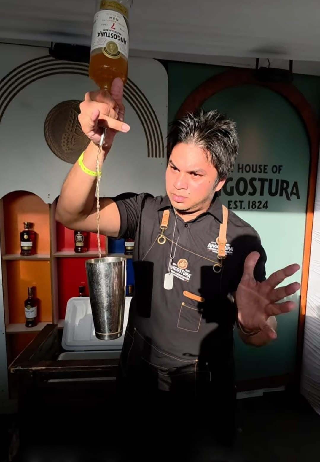 Angostura 1824 — precision pour